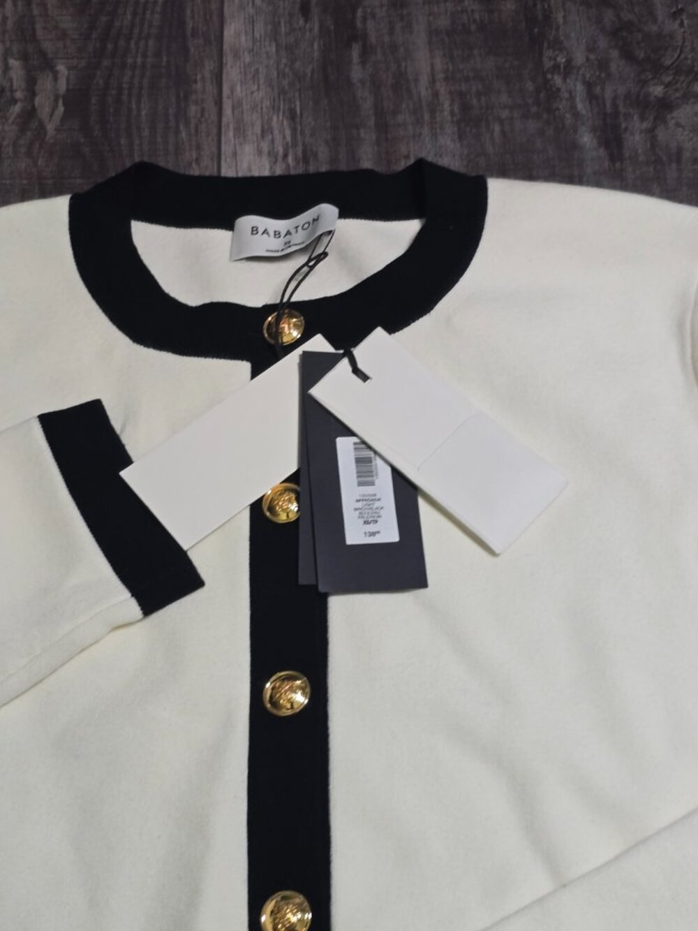 Babaton Womens Contrast Trim Cardigan Ivory Black Gold Button XS Aritzia - Picture 9 of 14